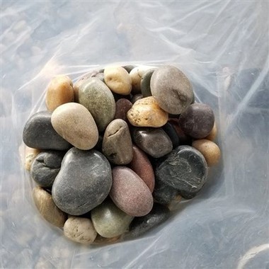 Hög kvalitet svart vit beige polerad River Pebble Stone